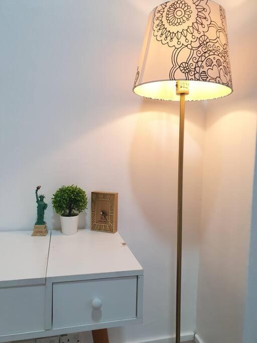 3 Storey Bangalow Near Spice Arena & Queensbay Mall Apartment *
