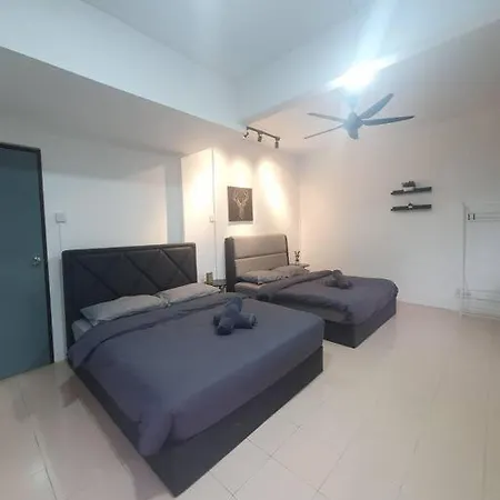 3 Storey Bangalow Near Spice Arena & Queensbay Mall Bayan Lepas Exterior photo