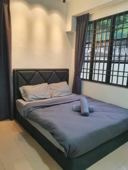 3 Storey Bangalow Near Spice Arena & Queensbay Mall Bayan Lepas