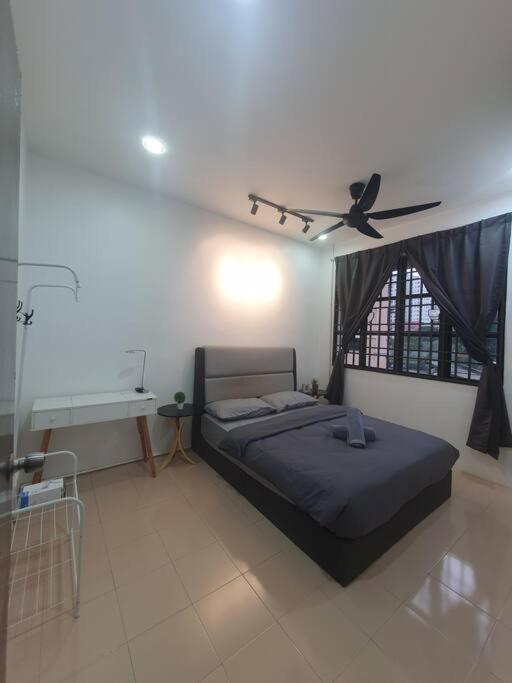 3 Storey Bangalow Near Spice Arena & Queensbay Mall Apartment Bayan Lepas