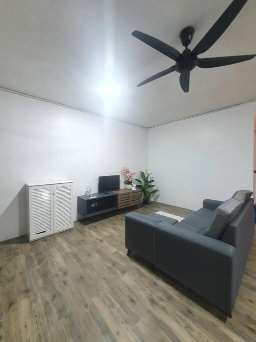 Apartment 3 Storey Bangalow Near Spice Arena & Queensbay Mall Bayan Lepas