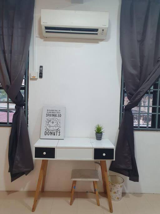 3 Storey Bangalow Near Spice Arena & Queensbay Mall Apartment Bayan Lepas